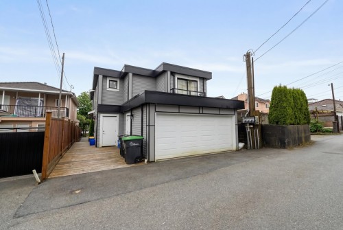 2885 Georgia Street E, Vancouver, BC 