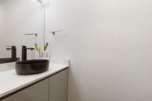 2885 Georgia Street E, Vancouver, BC 