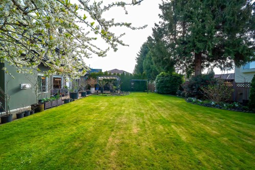 8320 Mowbray Road, Richmond, BC 