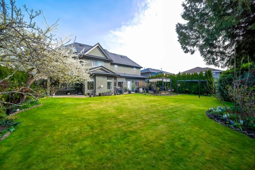 8320 Mowbray Road, Richmond, BC 
