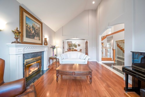 8320 Mowbray Road, Richmond, BC 