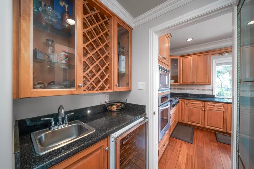 8320 Mowbray Road, Richmond, BC 