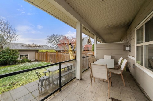 341 8Th Street E, North Vancouver, BC 