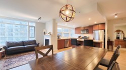 301-9266 University Crescent  Burnaby, BC V5A 4Z1