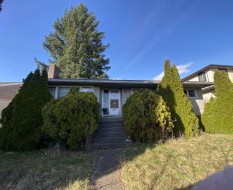 6347 Parkcrest Drive Burnaby, BC V5B 2T1