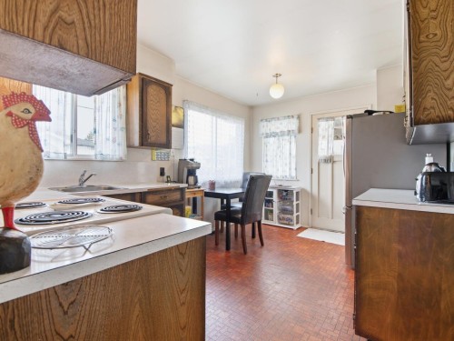 407 13Th Street E, North Vancouver, BC 