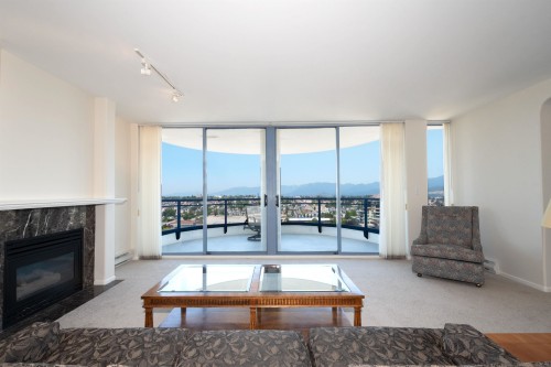 2301-719 Princess Street, New Westminster, BC 