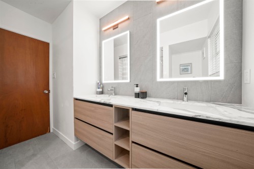 75 Springer Avenue, Burnaby, BC 