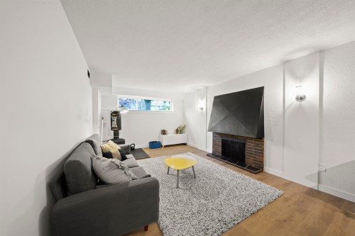 75 Springer Avenue, Burnaby, BC 