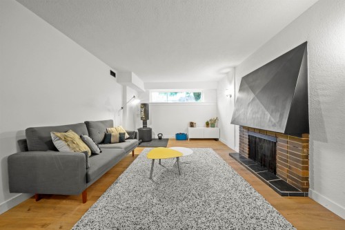 75 Springer Avenue, Burnaby, BC 