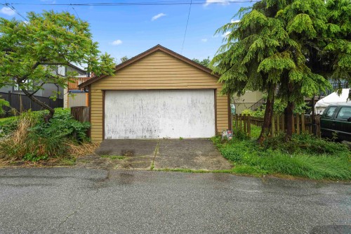 75 Springer Avenue, Burnaby, BC 