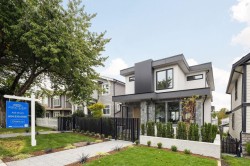 4413 Oxford Street Burnaby, BC V5C 1E6