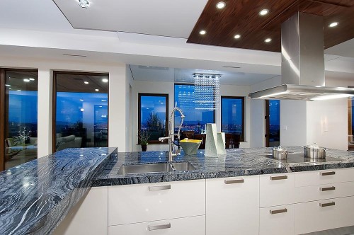 1037 Millstream Road, West Vancouver, BC 