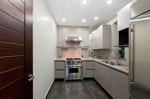 1037 Millstream Road, West Vancouver, BC 