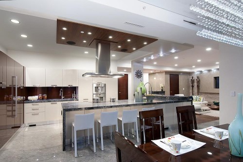 1037 Millstream Road, West Vancouver, BC 