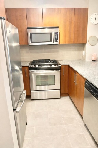 314-5889 Irmin Street  Burnaby, BC V5J 0C1