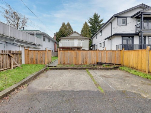 4168 Parker Street, Burnaby, BC 