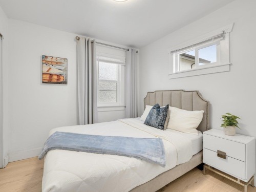 4168 Parker Street, Burnaby, BC 