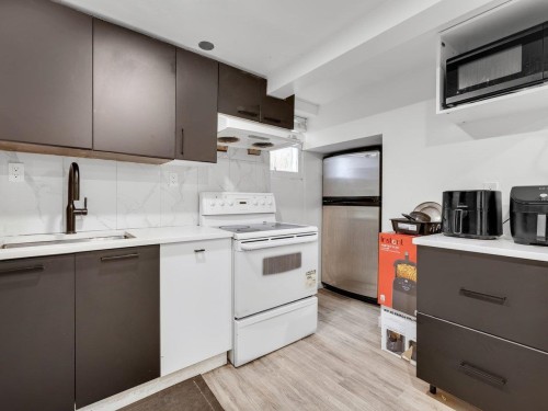 4168 Parker Street, Burnaby, BC 