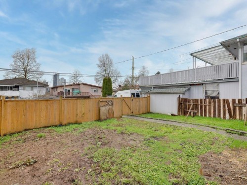 4168 Parker Street, Burnaby, BC 