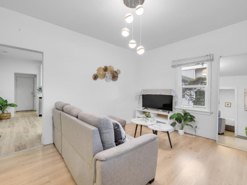 4168 Parker Street, Burnaby, BC 