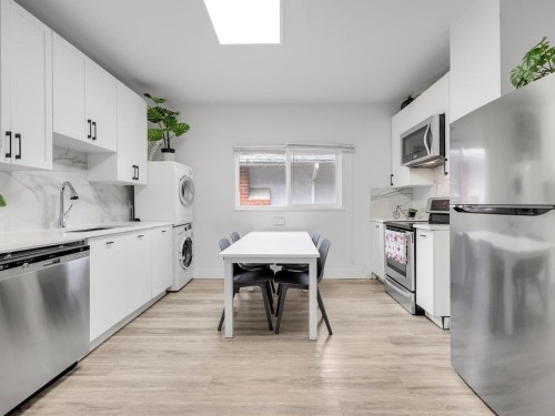 4168 Parker Street, Burnaby, BC 