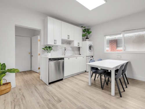 4168 Parker Street, Burnaby, BC 