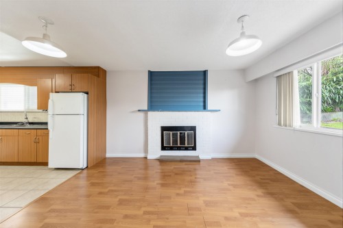 3206 Adanac Street, Vancouver, BC 