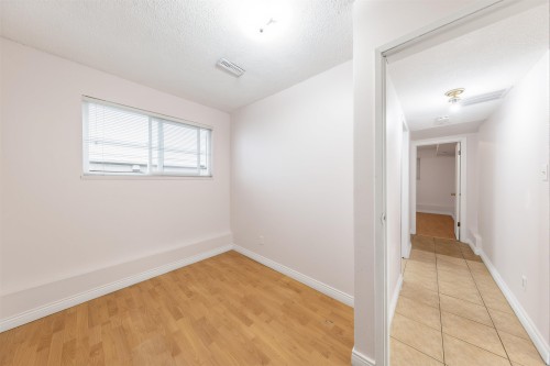 3206 Adanac Street, Vancouver, BC 