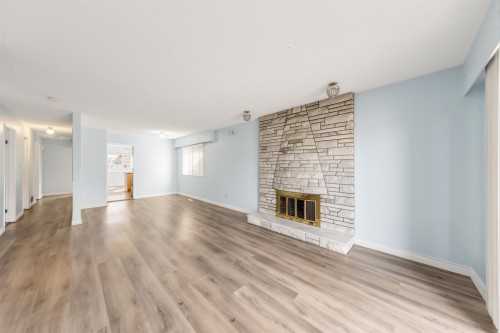 3206 Adanac Street, Vancouver, BC 