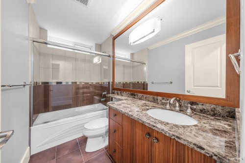 4009 11Th Avenue W, Vancouver, BC 