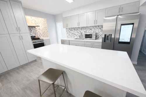 4450 Granville Street, Vancouver, BC 