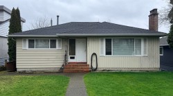 7592 Elliott Street  Vancouver, BC V5S 2N6