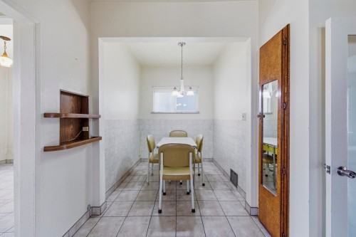 3521 Triumph Street, Vancouver, BC 