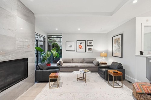 4308 Yew Street, Vancouver, BC 