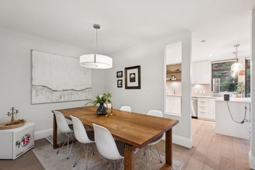 4308 Yew Street, Vancouver, BC 