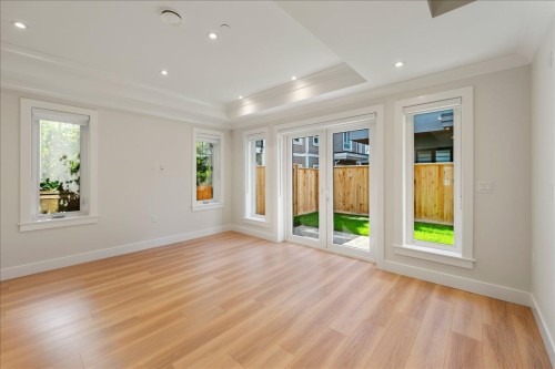 4852 Slocan Street, Vancouver, BC 