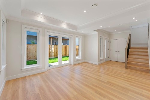 4852 Slocan Street, Vancouver, BC 