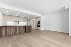 204-3590 39th Avenue W Vancouver, BC V6N 3A5