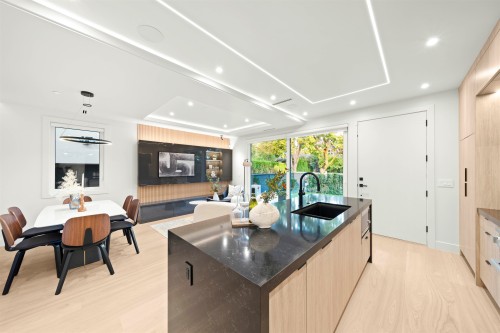 1-3466 W 22Nd Avenue, Vancouver, BC 