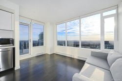 3905-6333 Silver Avenue Burnaby, BC V5H 0C3