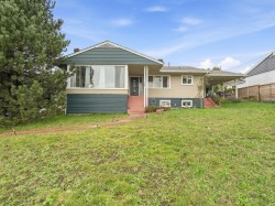 135 Durham Street ENew Westminster, BC V3L 4J1