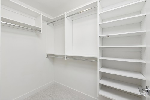 205 18Th Street E, North Vancouver, BC 