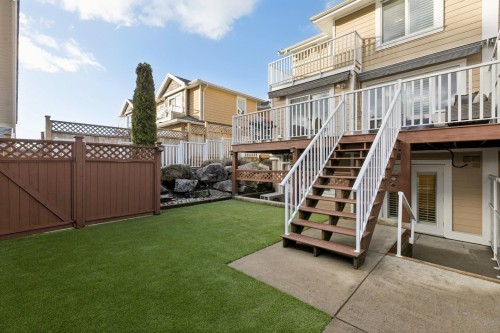 205 18Th Street E, North Vancouver, BC 