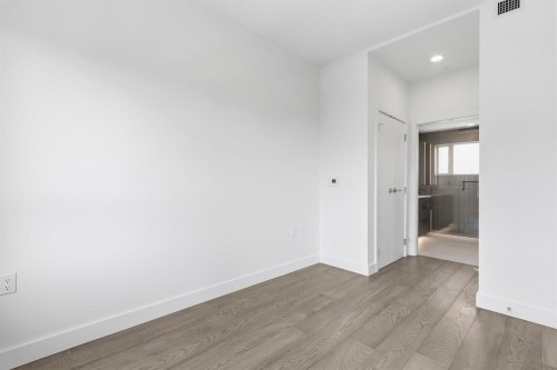 305-3590 39Th Avenue W, Vancouver, BC 