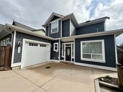 226 Gifford Place  New Westminster, BC V3L 1K7
