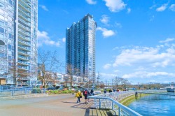 3608-1033 Marinaside Crescent  Vancouver, BC V6Z 3A3