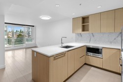 611-455 Marine Drive SW Vancouver, BC V5X 0H3