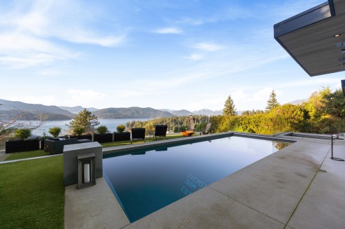 6252 Overstone Drive, West Vancouver, BC 