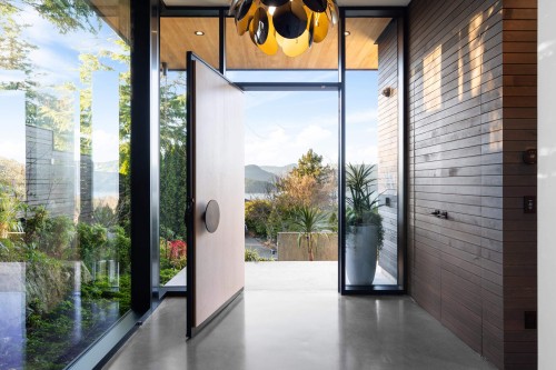 6252 Overstone Drive, West Vancouver, BC 